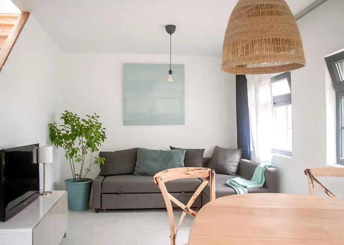 Maison Calme - Frontiere Montagne Et Plage