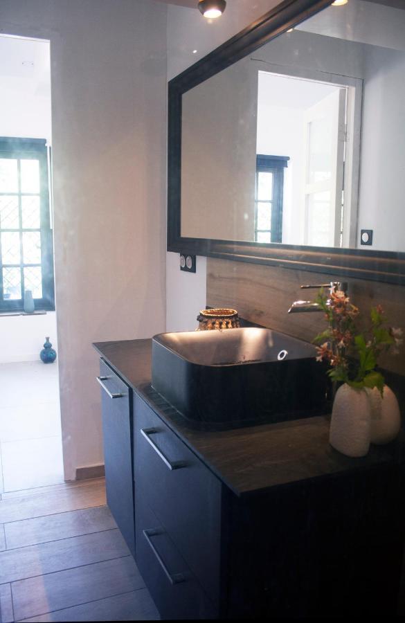 Maison Calme - Frontiere Montagne Et Privatunterkunft *